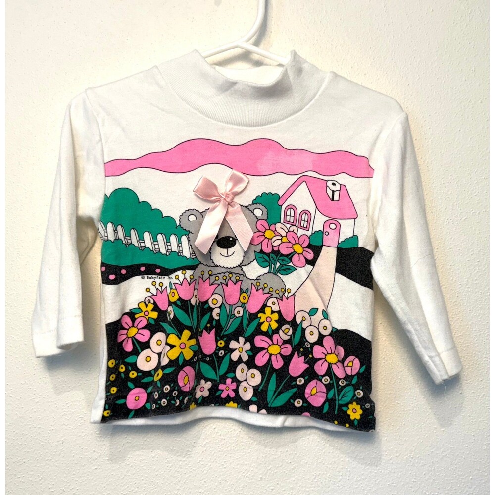 1980s Vintage Long Sleeve Floral Bear Tshirt
